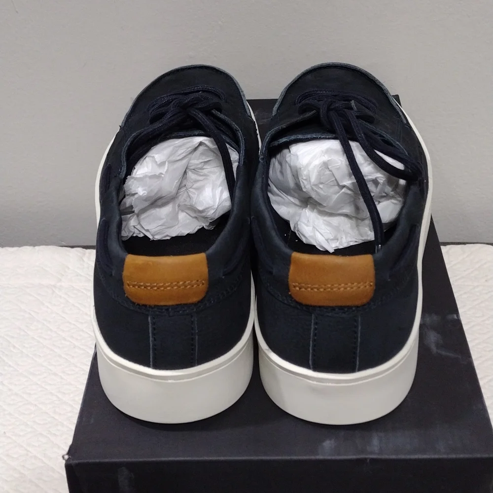 Banana Republic Morton Navy Nubuck Leather Boat Shoe